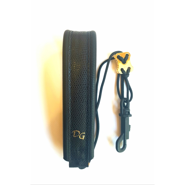 Dave Guardala DeLuxe Saxstrap Elkleather Black Plastic Hook